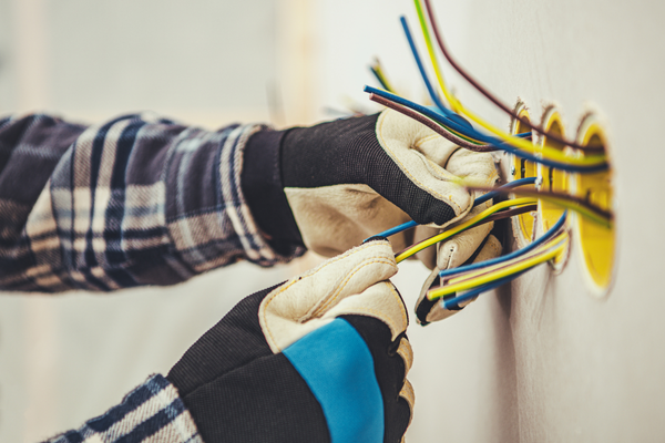 New Home Electrical Wiring: 15 Items to Check Before Move-In 1 New Home Electrical Wiring 2